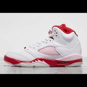 Meet your Posher, Ally